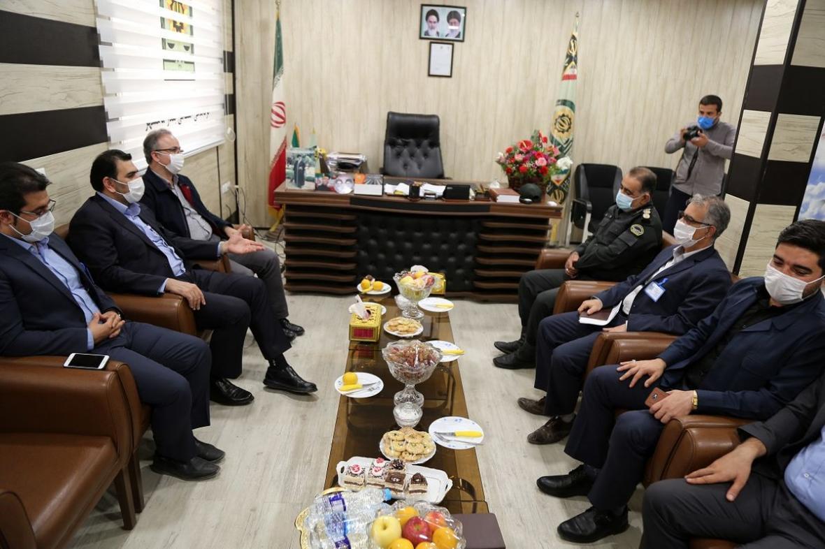 دیدار مدیرعامل و اعضای هیئت رئیسه شرکت عملیات غیرصنعتی دیدار مدیرعامل و اعضای هیئت رئیسه شرکت عملیات غیرصنعتی با فرمانده انتظامی شهرستان بندرماهشهر