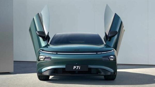 2 میلیارد تومان برای خودروی چینی که رقیب تسلا مدل 3 است!